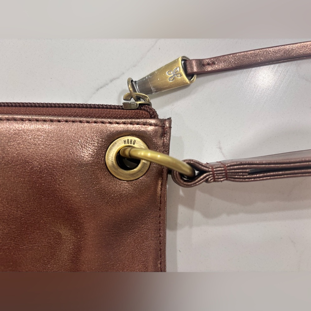 HOBO - Vida Leather Wristlet - Bronze - Picture 3 of 9